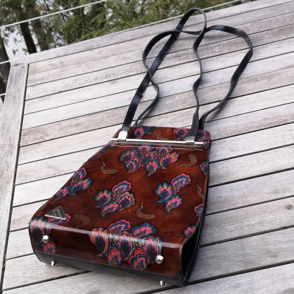 Italian Leather Stunning peacock-design bag - Picture 6 of 16